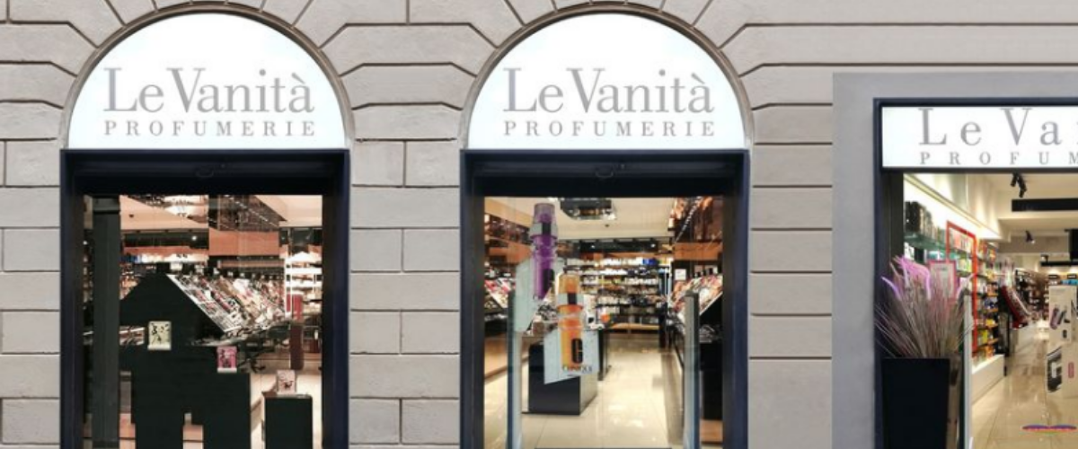 Le vanità Profumerie Firenze 50132 by overplace