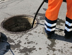 Autospurgo cresta - Spurgo fognature e pozzi neri - Roma (Roma)