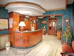 Albergo nespolo d'oro - Alberghi - Lariano (Roma)