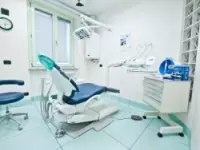 Bonomi franco dentisti medici chirurghi ed odontoiatri