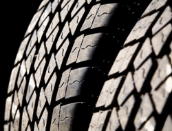 Arnaboldi tyres pneumatici - Autofficine, gommisti e autolavaggi attrezzature - Albese con Cassano (Como)
