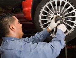 Autofficina moroni - Autofficine e centri assistenza,Autofficine, gommisti e autolavaggi attrezzature,Elettrauto,Motocicli e motocarri - vendita e riparazione - Peschiera Borromeo (Milano)