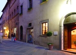 Hotel l'antico pozzo - Alberghi - San Gimignano (Siena)