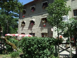 Albergo ristorante pizzeria la verna - Alberghi,Pizzerie,Ristoranti - Chiusi della Verna (Arezzo)