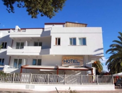 Chentu lunas hotel - Alberghi,Ristoranti - Cagliari (Cagliari)