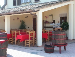 Hazienda ristorante cafè - Bar e caffè,Pizzerie,Enoteche e vendita vini,Ristoranti,Residences ed appartamenti ammobiliati - Cannara (Perugia)