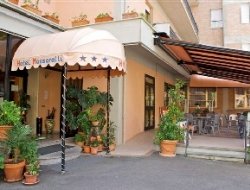 Hotel massarelli - Alberghi - Chianciano Terme (Siena)