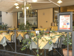 Piccolo mondo - Gastronomie, salumerie e rosticcerie,Pizzerie - Lucca (Lucca)