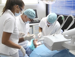 Meneghel giordano - Dentisti medici chirurghi ed odontoiatri - San Michele al Tagliamento (Venezia)