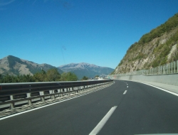 De clemente trasporti s.r.l. - Autotrasporti - Scafati (Salerno)