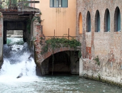 Gestione acque canali reno e savena - Acqua potabile - società di esercizio - Bologna (Bologna)