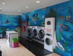 Wash-machine lavanderia self service - Lavanderie e stirerie - Quartu Sant'Elena (Cagliari)