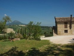 Agriturismo le cortine - Agriturismo - Camerino (Macerata)