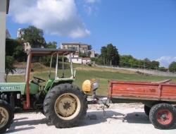 Effe-bi s.n.c. di roberto antonelli & c. - Macchine agricole - commercio e riparazione - Città di Castello (Perugia)
