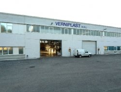 Verniplast srl - Arti grafiche,Plastificazione,Serigrafia - Pomezia (Roma)