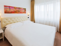 Egam sas di valente dario & c. - Hotel - Finale Ligure (Savona)