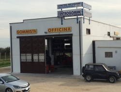 New centrogomme srl - Pneumatici - commercio e riparazione,Revisioni auto - Manfredonia (Foggia)