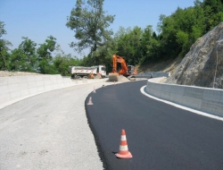 Canovi costruzioni srl - Edilizia - attrezzature,Imprese edili grandi lavori e infrastrutture - Lama Mocogno (Modena)