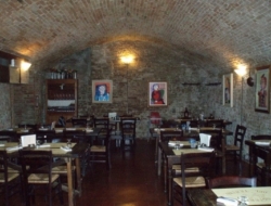 Osteria del teatro - Ristoranti - Imola (Bologna)