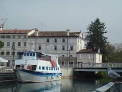Motoscafo pinta boat & bike - Trasporti - Marano Lagunare (Udine)