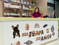 Una zampa per amico - vendita alimenti ed accessori per cani e gatti - Animali domestici - alimenti ed articoli - Canelli (Asti)