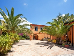 Alefe societa agricola arl - Residences ed appartamenti ammobiliati,Hotel,Resort - Motta Camastra (Messina)