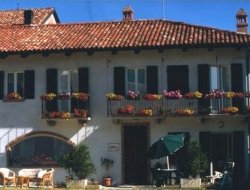 Al balcone fiorito - Bed & breakfast - Treiso (Cuneo)