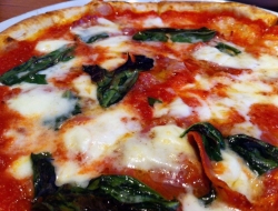 M.e.g.i.c. pizza ciacolada s.a.s. di acampora gerardo - Pizzerie - Ronchi dei Legionari (Gorizia)