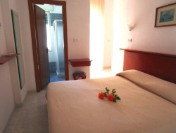 Hotel ponte s.r.l. - Alberghi,Ristoranti - Vieste (Foggia)