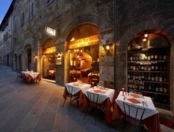 Ristorante la stella - Ristoranti,Ristoranti - trattorie ed osterie,Ristoranti specializzati - carne - San Gimignano (Siena)