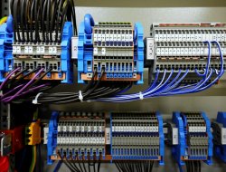 Macotek srl - Elettricisti,Quadri elettrici di comando e controllo - Mercatello sul Metauro (Pesaro-Urbino)