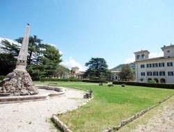 Ostello villa redenta - Alberghi - Spoleto (Perugia)
