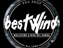 Bestwind di benamati roberto - Abbigliamento,Sport - articoli,Vela articoli e abbigliamento vendita - Malcesine (Verona)