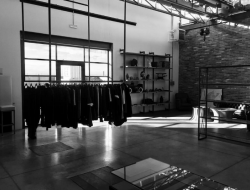 Red pill s.r.l. - Abbigliamento,Consulenze speciali,Orologi - produzione e commercio - Gussago (Brescia)