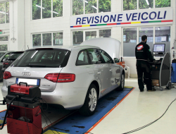 Entrade srl - Carrozzerie automobili - Angolo Terme (Brescia)