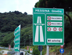 Antonino chille' srl - Segnaletica stradale - Saponara (Messina)