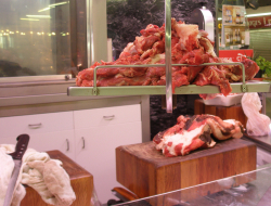 Ermes carni s.r.l. - Carni fresche e congelate - lavorazione e commercio - Napoli (Napoli)