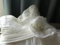 Nuove emozioni sas di tatangelo mario & c. abiti da sposa e cerimonia