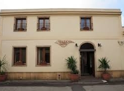 Hotel villa canu - Alberghi - Cabras (Oristano)