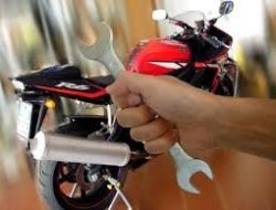 Moto 2000 - Motocicli e motocarri - commercio e riparazione,Moto e scooter riparazione e vendita,Moto ricambi e accessori produttori e grossisti,Moto ricambi e accessori vendita - San Benedetto del Tronto (Ascoli Piceno)